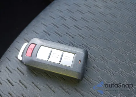 2014 Mitsubishi Outlander Se z USA, uszkodzony, nr VIN JA4AZ3A30EZ009721